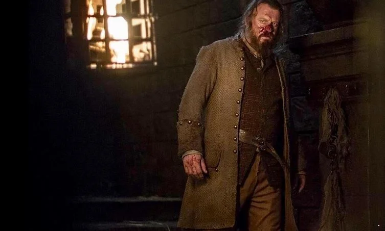 1 сезон 15 серия Чужестранка смотреть онлайн